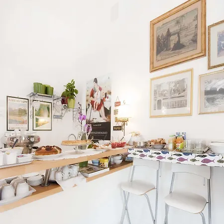 Alojamento de Acomodação e Pequeno-almoço A Due Passi 4*